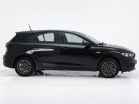 Usado Fiat Tipo 101 HP (74 kW) 2022 Preto Sedan