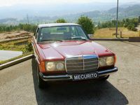 usado Mercedes 230 Limousine - Clássico para venda em Amarante