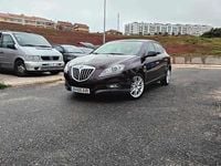 Usado Lancia Delta 200 HP (147 kW) 2010 Vermelho Citadino