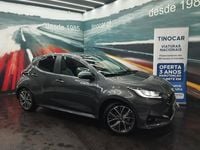Usado Toyota Yaris Hybrid 115 HP (84 kW) 2022 Cinzento