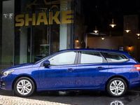 Usado Peugeot 308 SW Active 130 HP (95 kW) 2019 Azul escuro Carrinha