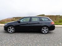 Usado Peugeot 308 SW 130 HP (95 kW) 2018 Preto Carrinha