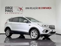 Usado Ford Kuga 120 HP (88 kW) 2018 Cinzento SUV