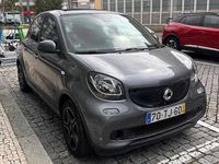 Usado Smart ForFour 90 HP (66 kW) 2017 Cinzento Citadino
