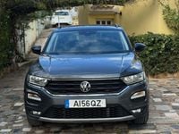 Usado VW T-Roc Style 110 HP (80 kW) 2021 Cinza SUV