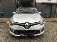 Usado Renault Clio IV 120 HP (88 kW) 2014 Cinzento Carrinha