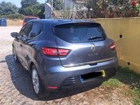 Usado Renault Clio IV 90 HP (66 kW) 2019 Cinzento Citadino