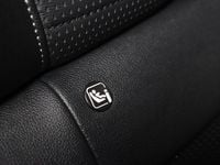 Usado Opel Corsa-e 100 kW (136 HP) 2023 Preto Citadino