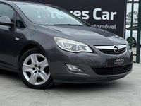 Usado Opel Astra Enjoy 95 HP (69 kW) 2011 Cinza Citadino