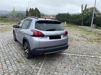 Usado Peugeot 2008 100 HP (73 kW) 2016 Cinzento SUV