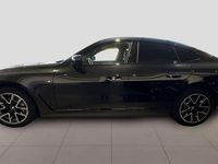 Usado BMW i4 Comfort Edition 250 kW (340 HP) 2024 Preto sapphire metalizada Sedan