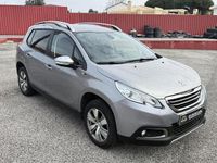 Usado Peugeot 2008 Style 82 HP (60 kW) 2016 Cinzento SUV
