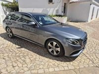 Usado Mercedes E220 194 HP (142 kW) 2018 Cinzento Carrinha