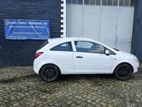 Usado Opel Corsa 75 HP (55 kW) 2008 Branco Citadino