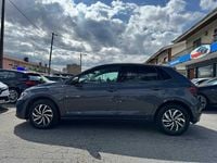 Usado VW Polo 95 HP (69 kW) 2022 Cinza Citadino