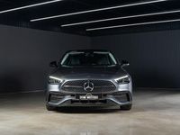 Usado Mercedes C300 AMG line 313 HP (230 kW) 2025 Cinza Sedan