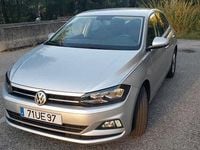 Usado VW Polo 76 HP (55 kW) 2018 Cinzento Citadino