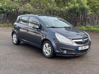 Usado Opel Corsa 75 HP (55 kW) 2010 Sedan
