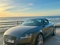 Usado Audi TT 200 HP (147 kW) 2007 Cinzento Coupé