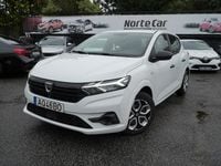 Usado Dacia Sandero Essentiel 67 HP (49 kW) 2022 Branco
