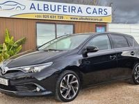 Usado Toyota Auris Comfort 90 HP (66 kW) 2016 Preto Sedan