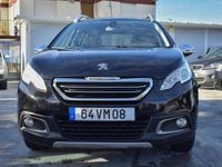 Usado Peugeot 2008 120 HP (88 kW) 2015 Preto SUV