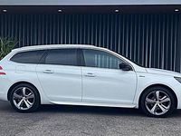 Usado Peugeot 308 SW 130 HP (95 kW) 2019 Branco Carrinha