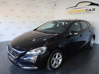 Usado Volvo V40 Kinetic 120 HP (88 kW) 2016 Preto