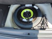 Usado Peugeot 2008 136 HP (100 kW) 2024 SUV