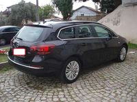 Usado Opel Astra Sport 136 HP (100 kW) 2015 Preto Carrinha