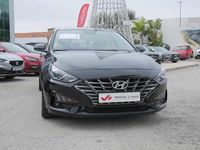 Usado Hyundai i30 120 HP (88 kW) 2022 Preto Citadino