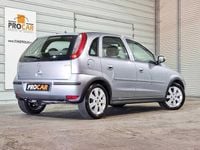 Usado Opel Corsa 70 HP (51 kW) 2004 Cinzento Citadino