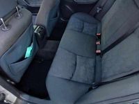 Usado Mercedes C220 143 HP (105 kW) 2001 Cinzento