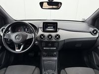 Usado Mercedes B200 Style 136 HP (100 kW) 2019 Cinza Monovolume