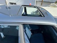 Usado Mercedes 240 72 HP (52 kW) 1981 Cinzento Sedan