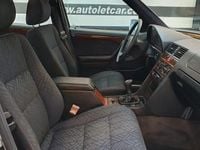 Usado Mercedes C250 150 HP (110 kW) 1997 Cinzento