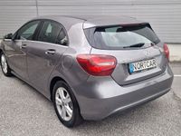 Usado Mercedes A180 Style 109 HP (80 kW) 2017 Cinza