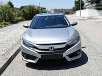 Usado Honda Civic 120 HP (88 kW) 2019 Cinzento Sedan