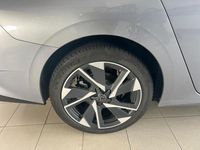 Usado Peugeot 308 SW 130 HP (95 kW) 2024 Antracite Carrinha