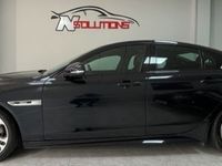 usado Jaguar XE 2.0 D R-Sport Aut.