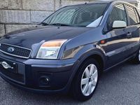 Usado Ford Fusion Trend 68 HP (50 kW) 2007 Cinza escuro Citadino