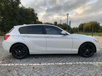 usado BMW 116 d 2017 Sport LED, PELE, GPS, teto preto