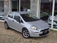 Usado Fiat Punto Easy 69 HP (50 kW) 2018 Cinza Citadino