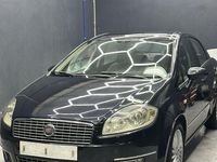 Usado Fiat Linea 90 HP (66 kW) 2008 Sedan