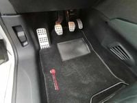 Usado Peugeot 208 GTi 200 HP (147 kW) 2014 Branco Citadino