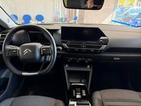 Usado Citroën e-C4 Shine 100 kW (136 HP) 2022 Preto Sedan