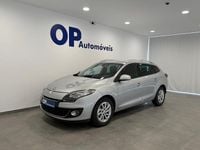Usado Renault Mégane III 110 HP (80 kW) 2013 Cinzento Carrinha