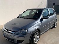 Usado Opel Corsa 75 HP (55 kW) 2006 Sedan