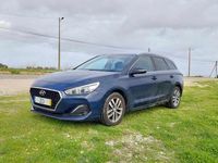Usado Hyundai i30 116 HP (85 kW) 2019 Azul Carrinha
