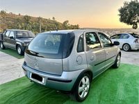 Usado Opel Corsa Cosmo 70 HP (51 kW) 2005 Sedan